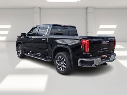 New 2026 GMC Sierra 1500 SLT w/ SLT Premium Plus Package