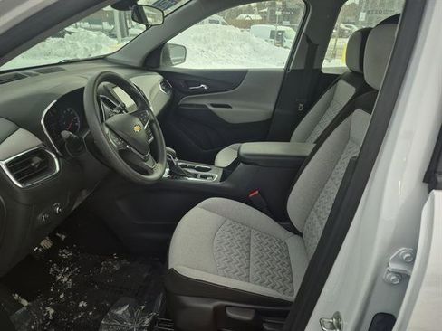 Used 2024 Chevrolet Equinox LS w/ Driver Confidence II Package image 18