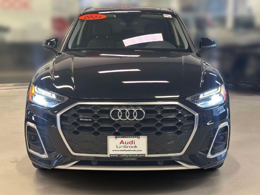 Used 2023 Audi Q5 2.0T Premium Plus AWD/4WD image 2