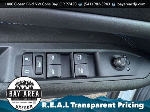 New 2026 Jeep Compass Limited w/ Sun, Sound & Navigation Group AWD/4WD image 11