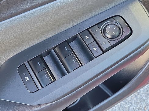 Used 2024 Toyota Prius LE image 13