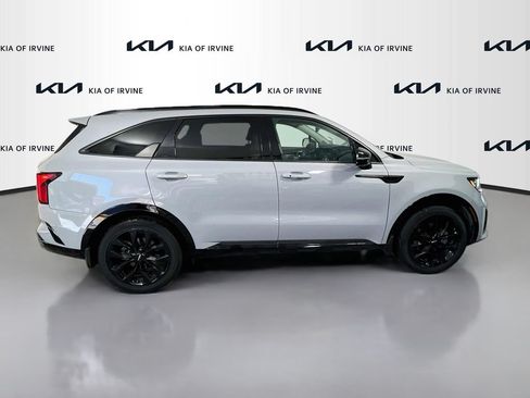 Certified 2022 Kia Sorento SX FWD image 10
