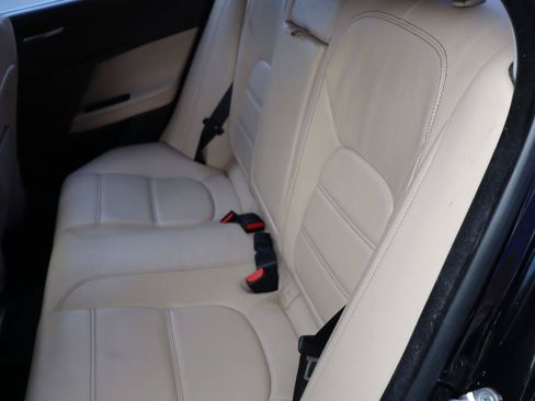 Used 2018 Jaguar XE Prestige RWD image 18
