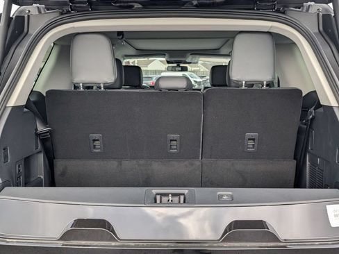 New 2026 Ford Expedition Active AWD/4WD image 25