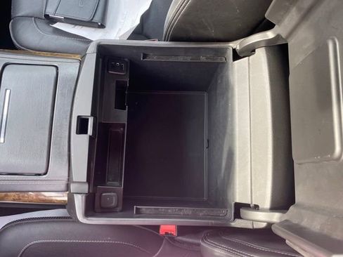 Used 2016 GMC Yukon Denali image 15