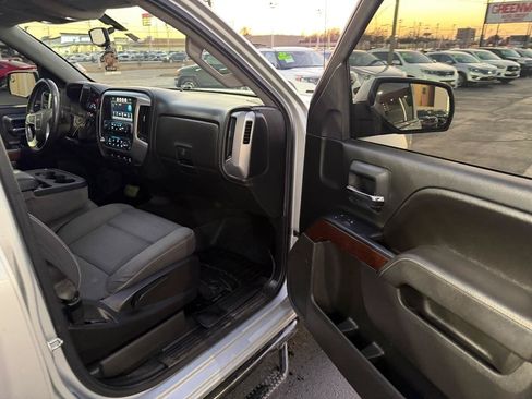 Used 2017 GMC Sierra 1500 SLE w/ SLE Fleet Convenience Package AWD/4WD image 7