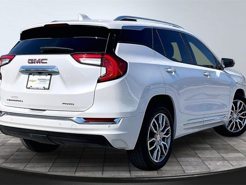 Used 2023 GMC Terrain Denali w/ Denali Premium Package image 2