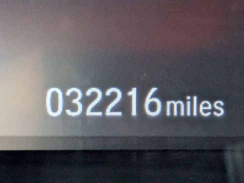 Used 2022 Honda CR-V Special Edition image 4