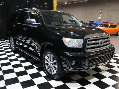 Used 2016 Toyota Sequoia Limited AWD/4WD image 14
