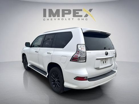 Used 2020 Lexus GX 460 Premium w/ Premium Package AWD/4WD image 3