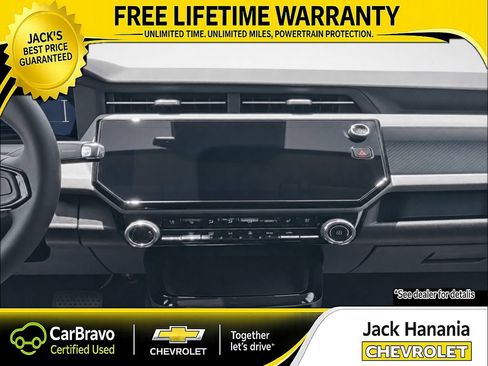 Used 2027 Chevrolet Bolt RS FWD image 18