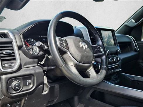 Used 2022 RAM 1500 Big Horn AWD/4WD image 8