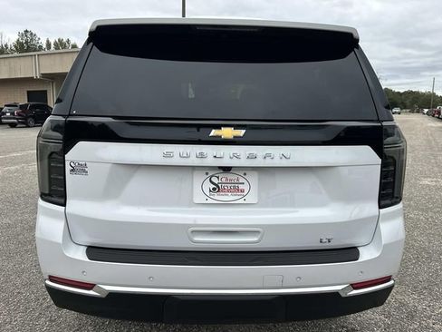 New 2026 Chevrolet Suburban LT w/ Comfort Package image 5