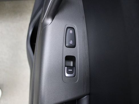 Used 2022 Kia Sportage LX image 28