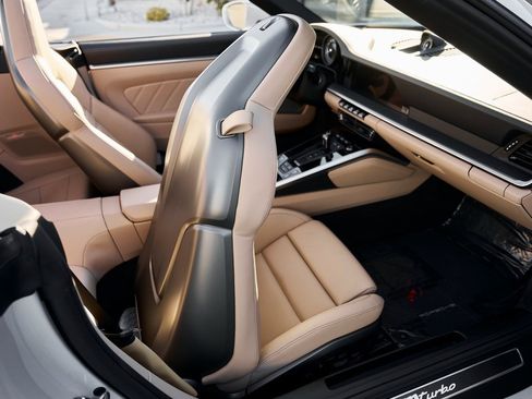 Used 2024 Porsche 911 Turbo image 40