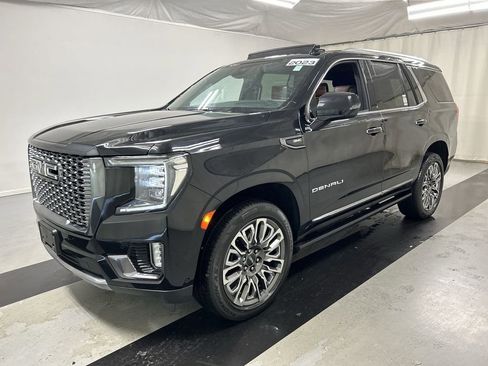Used 2023 GMC Yukon Denali Ultimate AWD/4WD image 5