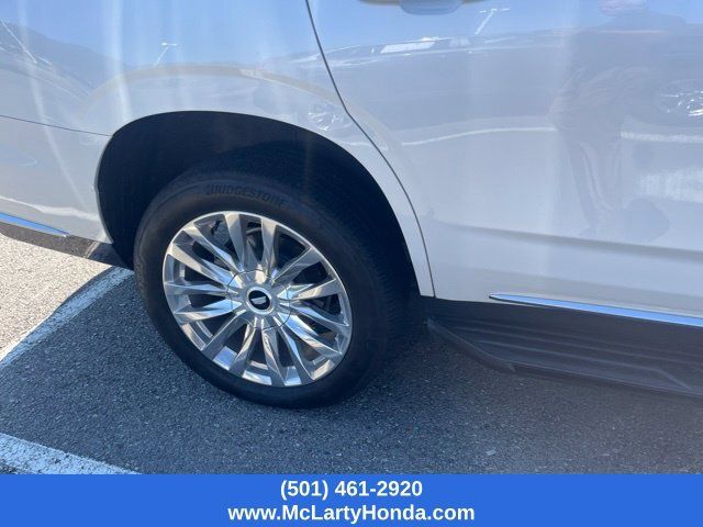 Used 2022 Cadillac Escalade Premium Luxury AWD/4WD image 9