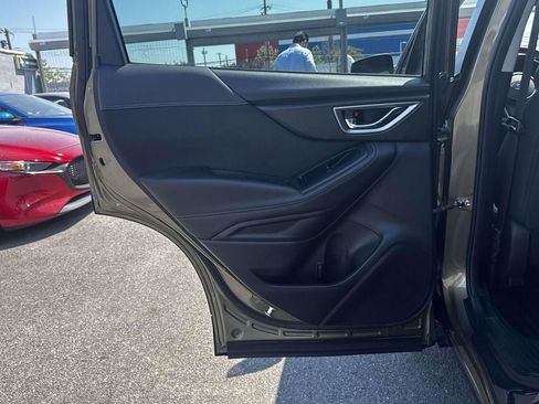 Used 2023 Subaru Forester Premium AWD/4WD image 11