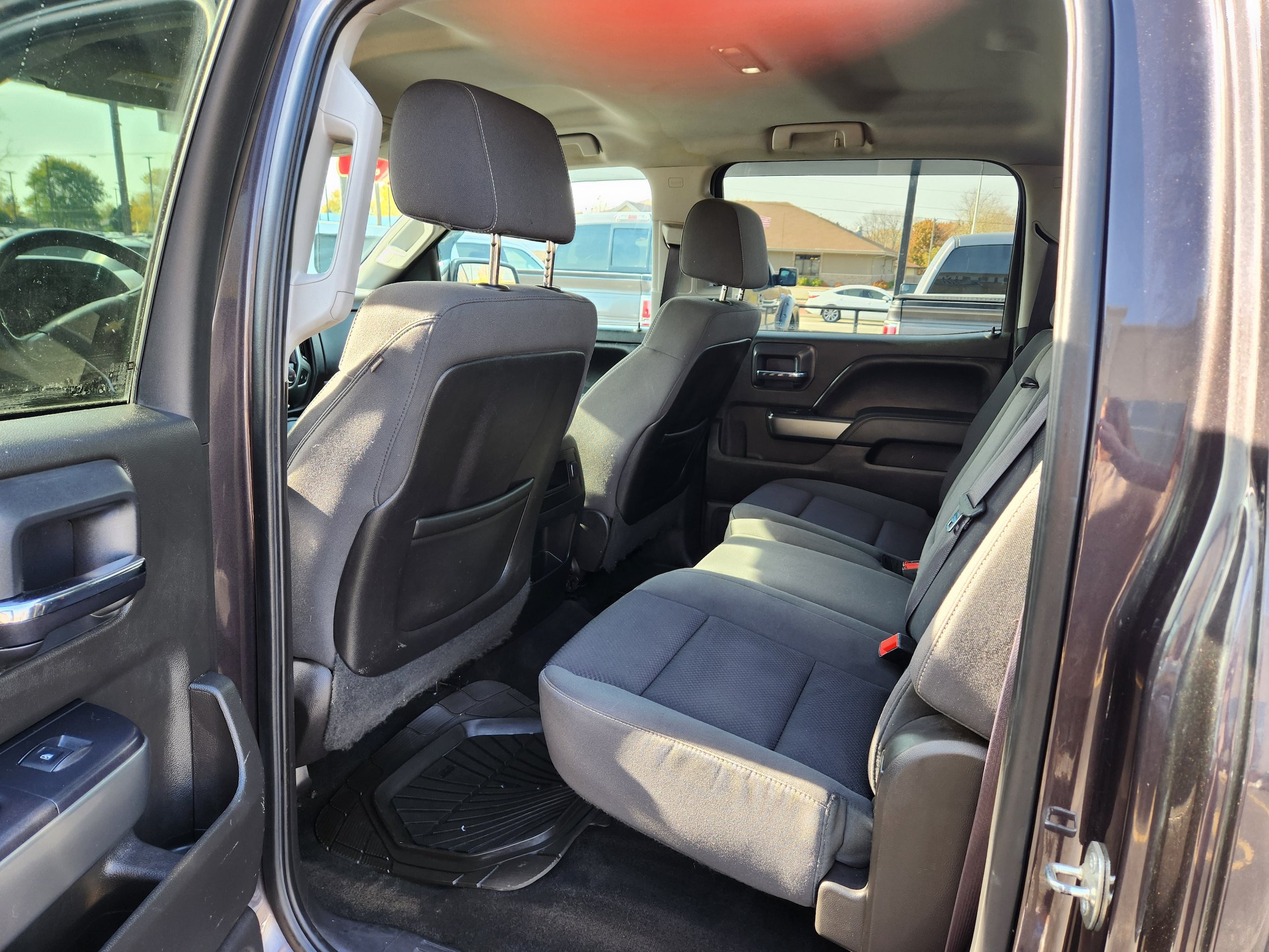 Used 2015 Chevrolet Silverado 1500 LT w/ LT Fleet Plus Package AWD/4WD image 4