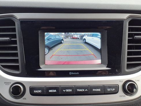 Used 2022 Hyundai Accent SE image 14