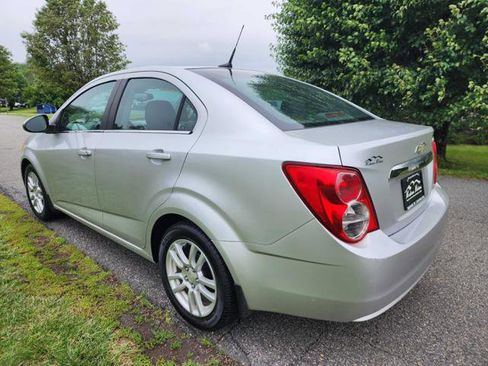 Used 2012 Chevrolet Sonic LT FWD image 8