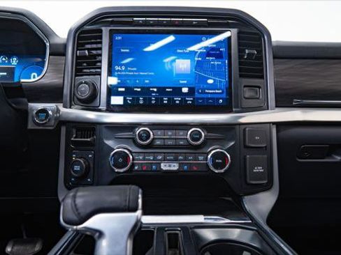 Used 2024 Ford F150 Lariat AWD/4WD image 29