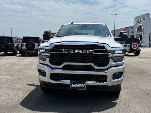 Used 2026 RAM 2500 Big Horn AWD/4WD image 2