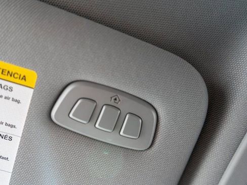 Used 2023 Ford Explorer Limited image 33