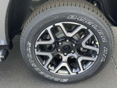 New 2025 RAM 1500 Laramie w/ Sport Appearance Package AWD/4WD image 14