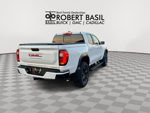 Used 2025 GMC Canyon Elevation w/ Convenience Package AWD/4WD image 8