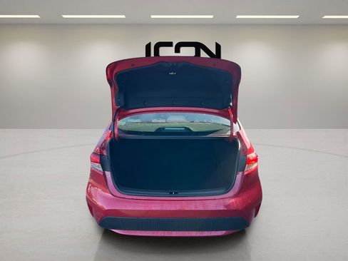 Used 2021 Toyota Corolla LE image 18