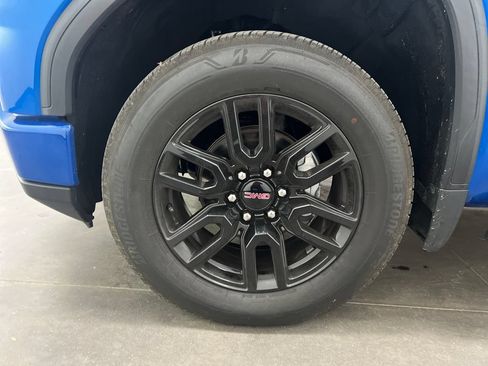 Used 2022 GMC Sierra 1500 Elevation w/ LPO, Elevation Black Package AWD/4WD image 28