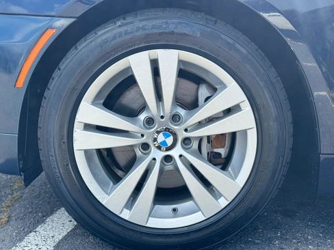 Used 2010 BMW 528i xDrive Sedan AWD/4WD image 50