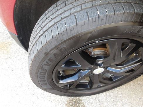 Used 2018 Chevrolet Equinox Premier FWD image 46