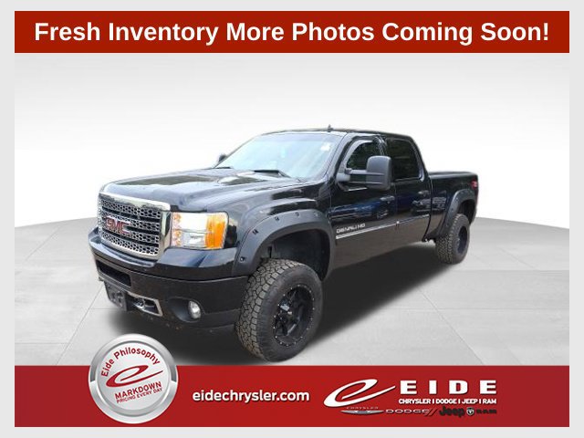 Used 2013 GMC Sierra 2500 Denali w/ Suspension Package, Off-Road AWD/4WD image 1