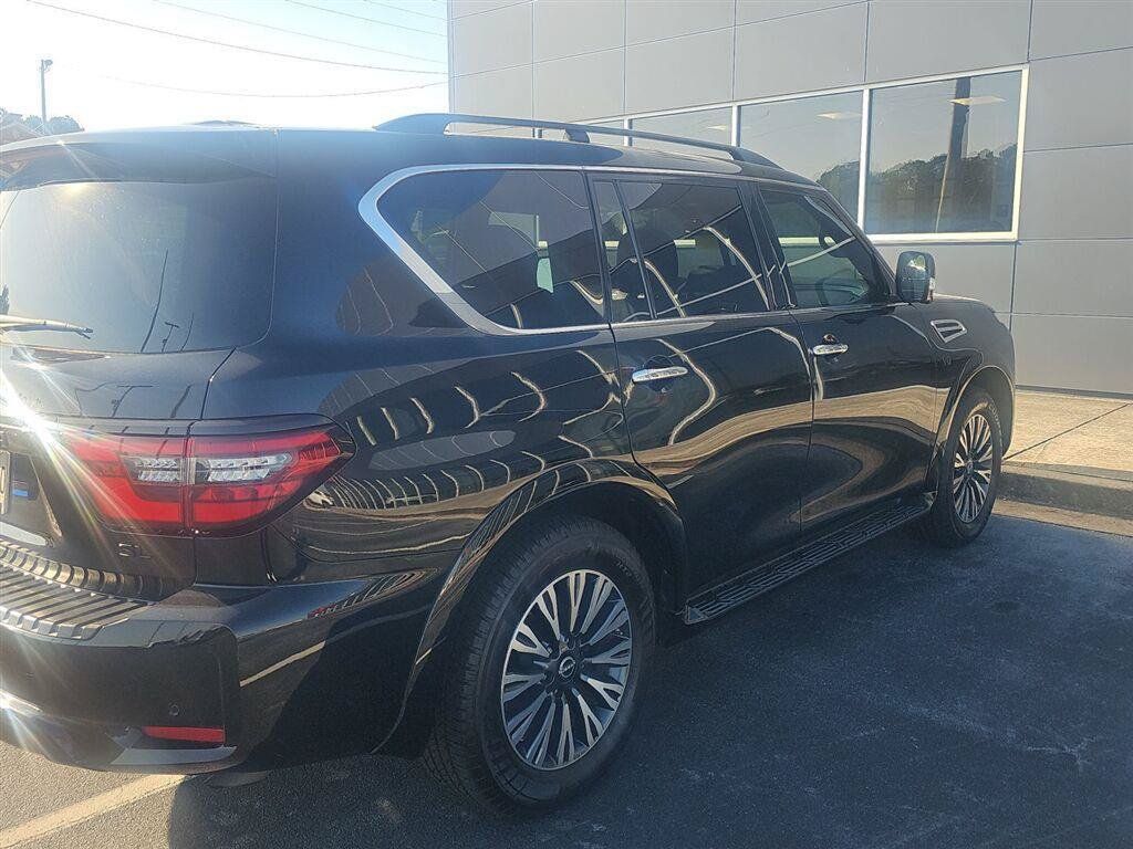 Used 2022 Nissan Armada SL w/ Midnight Edition Package RWD image 3