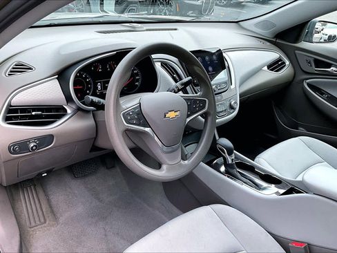 Used 2022 Chevrolet Malibu LS image 14