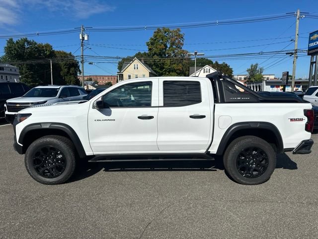 New 2026 Chevrolet Colorado Trail Boss AWD/4WD image 2