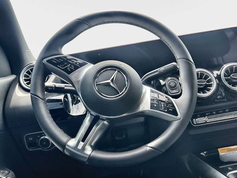 Used 2026 Mercedes-Benz GLA 250 4MATIC image 22