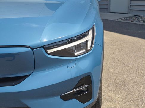 Used 2023 Volvo C40 P8 Recharge Plus w/ Climate Package AWD/4WD image 10