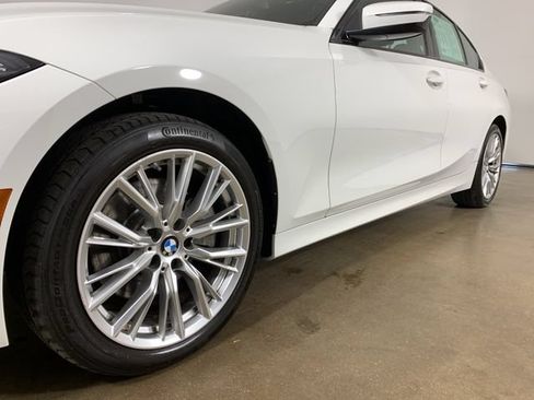 Used 2023 BMW 330i xDrive Sedan w/ Driving Assistance Package AWD/4WD image 2