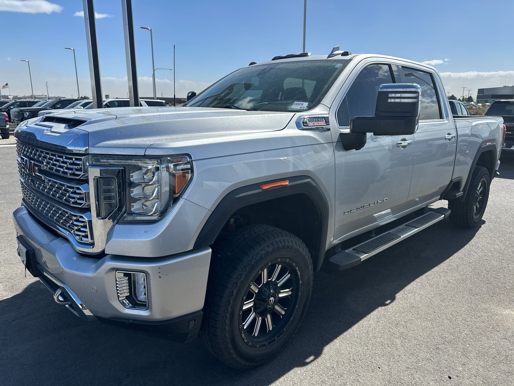 Used 2020 GMC Sierra 3500 Denali w/ Denali Ultimate Package AWD/4WD image 1