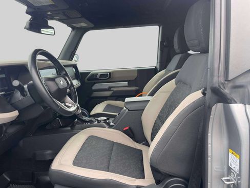 Used 2023 Ford Bronco Wildtrak AWD/4WD image 13