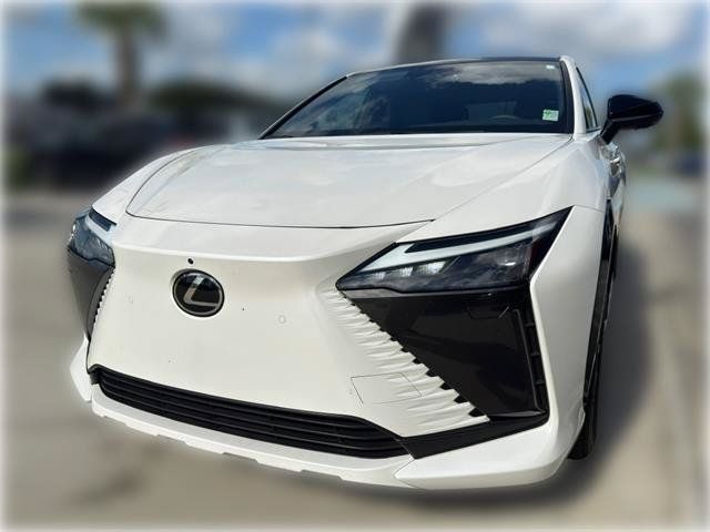 Certified 2025 Lexus RZ 300e w/ Cold Area Package FWD image 4