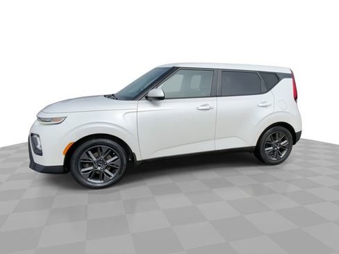 Used 2020 Kia Soul EX image 7