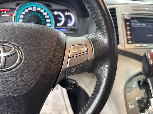 Used 2012 Toyota Venza Limited image 29
