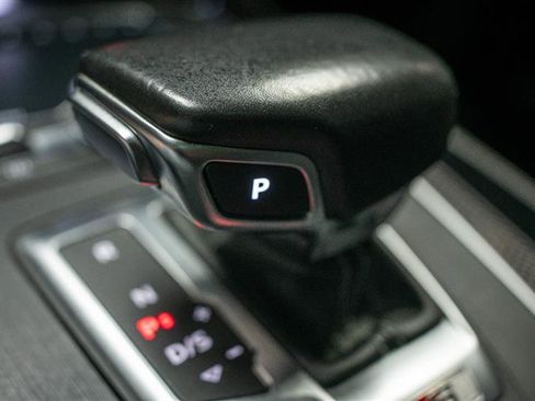 Used 2018 Audi SQ5 Premium Plus image 25