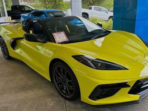Used 2023 Chevrolet Corvette Stingray Convertible w/ Z51 Performance Package RWD image 2