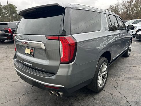Used 2022 GMC Yukon XL Denali w/ Denali Ultimate Package image 6