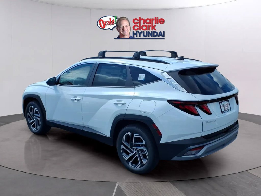 New 2026 Hyundai Tucson SEL Plus FWD image 3